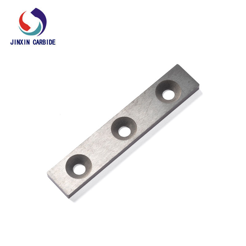 As placas de metal duro podem ser personalizadas com furos?