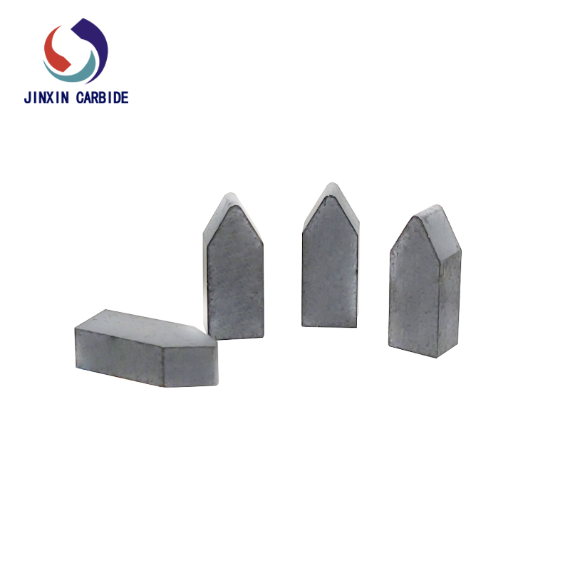 Inserções soldadas de carboneto de tungstênio YG6 C110 para corte de metal