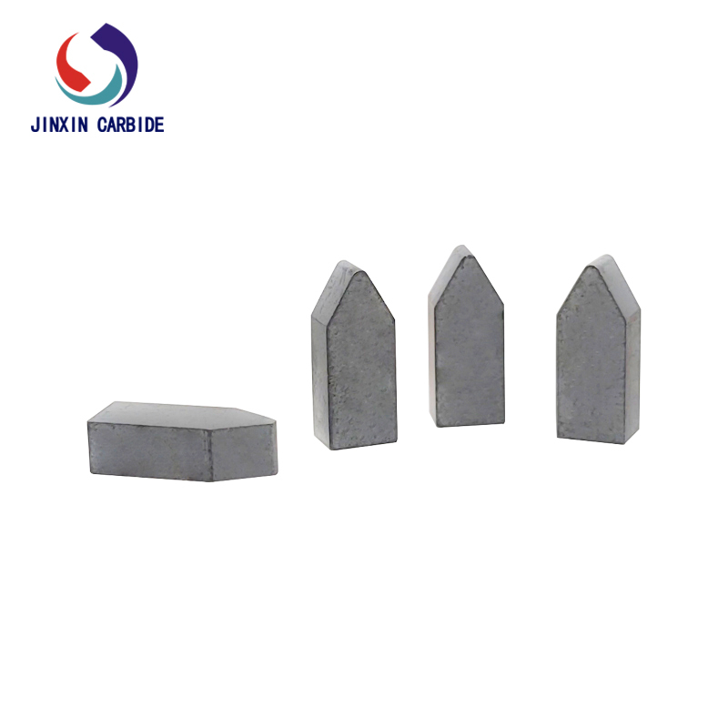 Inserções soldadas de carboneto de tungstênio YG6 C110 para corte de metal