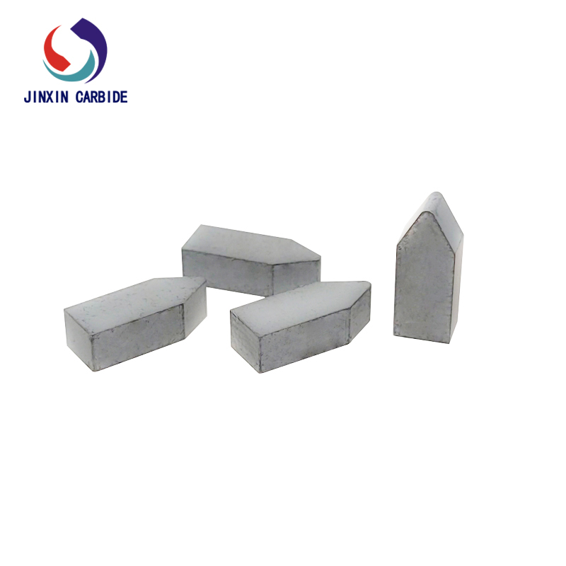 Inserções soldadas de carboneto de tungstênio YG6 C110 para corte de metal